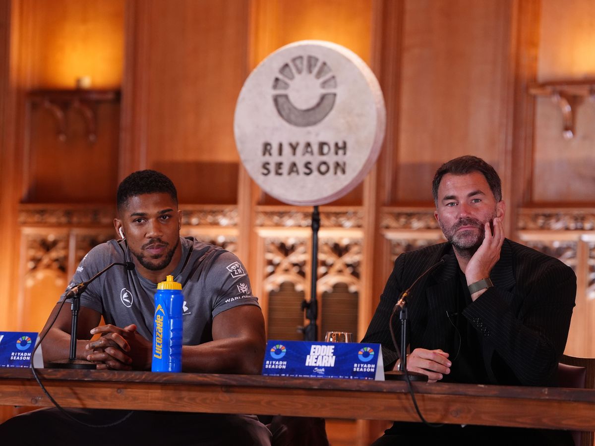 Eddie Hearn pays tribute to Anthony Joshua&rsquo;s two friends after fatal car crash
