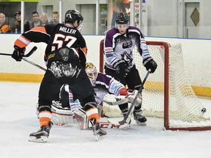 Supporting image for story: Telford Tigers forward Joe Miller aiming for Lightning comeback