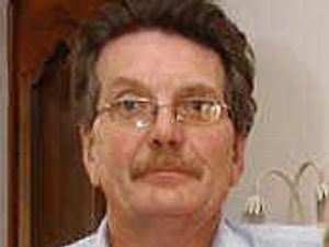 Supporting image for story: Cancer patient's drug hope