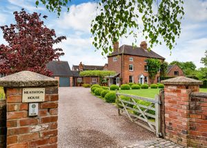 The front of Heaton House