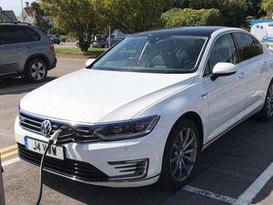 Supporting image for story: UK Drive: Volkswagen Passat GTE adds plug-in efficiency to the range