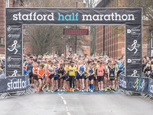 Stafford Half Marathon 2025 (photos by Ian Knight / Z70 Photography)