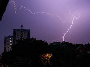 Supporting image for story: Change in weather as weekend thunderstorms on the horizon