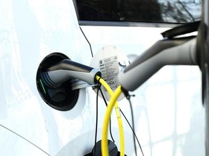 Supporting image for story: One in 10 plan to opt for EV as their next car