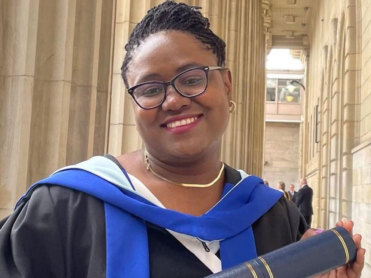 Community gathers to &lsquo;honour&rsquo; scientist who died following Dundee attack