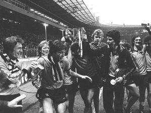 Supporting image for story: League Cup heroes reuniting to remember Wolves' golden day