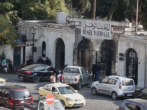 Supporting image for story: Theft of Roman statues from Syrian museum believed to be work of individual