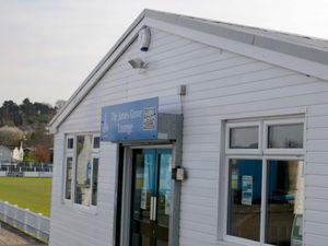 Supporting image for story: Fans' forum to be held at Halesowen Town