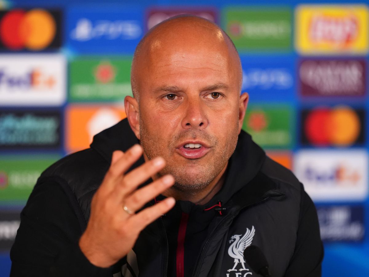 Arne Slot vows plane problem will not stop Liverpool flying high in Frankfurt