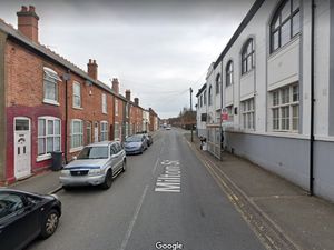 Supporting image for story: Driver attacked in street in Walsall