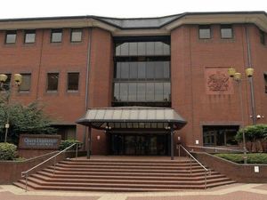 Supporting image for story: Smethwick murder accused 'lied' about having blood cancer, trial hears