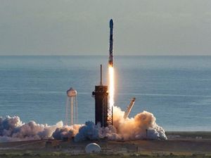 Supporting image for story: Starlink: everything you need to know about the network of satellites