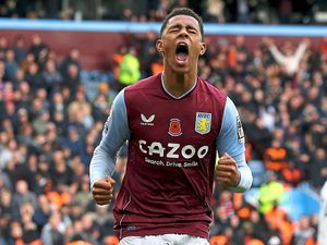 Supporting image for story: Man Utd v Aston Villa preview: Villa have double vision in chase for another Utd win