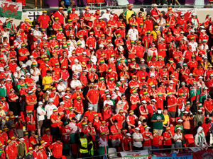 Supporting image for story: Welsh football in mourning after fan dies in Qatar
