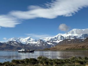 Supporting image for story: Restoration team work to save remote ‘Shackleton Villa’ in South Georgia
