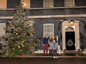 Supporting image for story: Award-winning Staffordshire fir brightens No.10 for Christmas