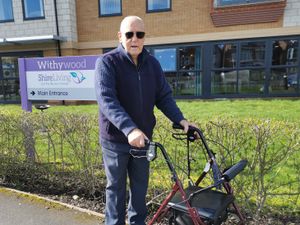 Supporting image for story: Elderly residents ready to cheer on 89-year-old doing 90 laps of care home in honour of Captain Tom