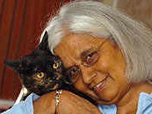 Supporting image for story: Brave Mike in cat rescue drama