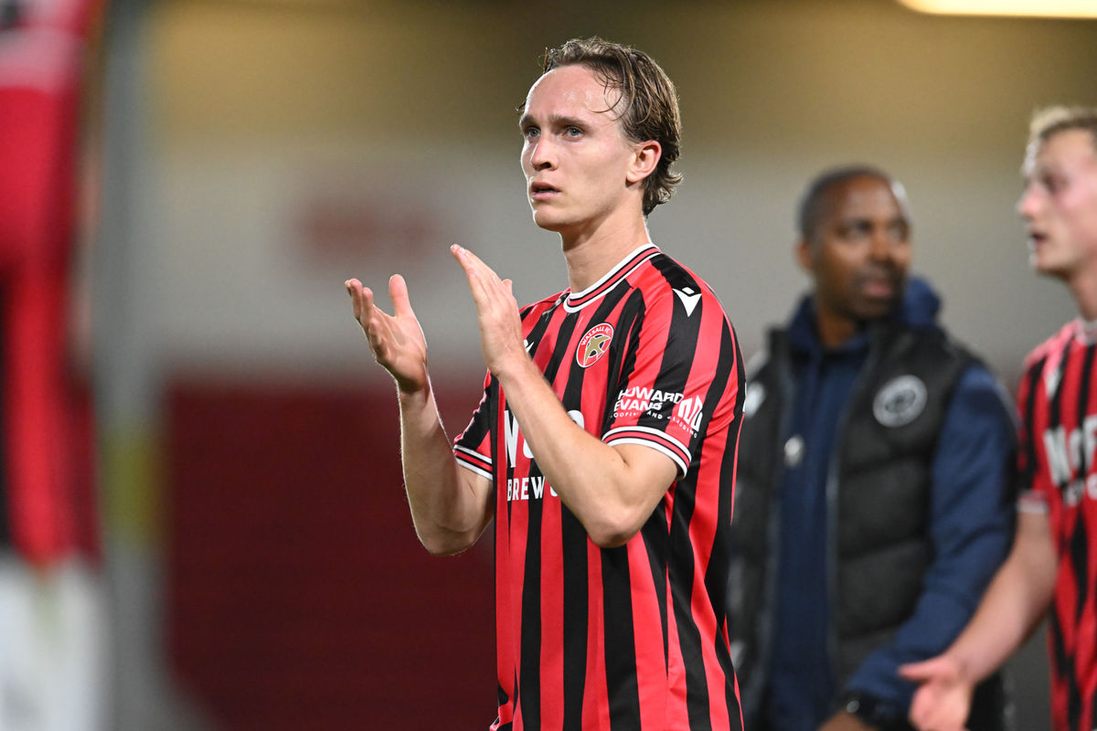 Walsall midfielder Jake Hollman suffers hamstring injury, but not expected to be serious Walsall midfielder Jake Hollman suffers hamstring injury, but not expected to be serious