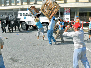 Supporting image for story: Territorial Army?peacekeepers on the front line