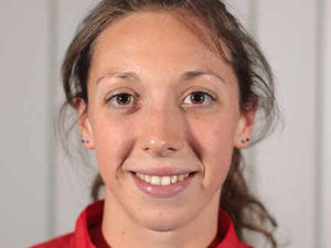 Supporting image for story: Amy Smith misses out on medal in 4x100m