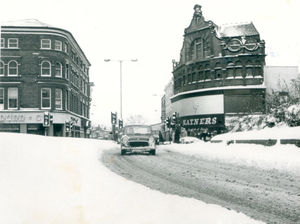 Heavy snow at The Bridge in Walsall reduces traffic to a crawl 