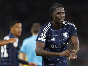 Supporting image for story: Aston Villa's Amadou Onana ignored team-mate advice in Young Boys win