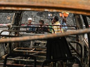 Supporting image for story: DR Congo says 773 dead in weeklong fighting as military tries to repel rebels