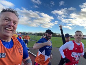 Supporting image for story: Shropshire runners join rugby league legend on his phenomenal fundraising efforts