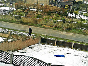 Supporting image for story: Much Wenlock gun drama man admits imitation weapon charge