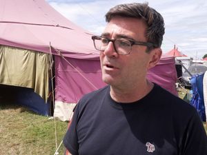 Supporting image for story: Starmer won’t bulldoze local government, says Burnham after Glastonbury speech
