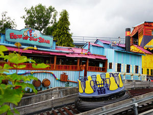 Supporting image for story: New River Rapids ride opens at Drayton Manor