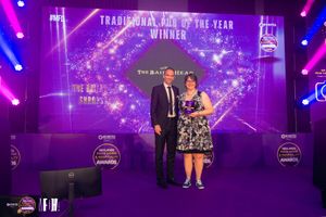 Grace collects the Midlands Food, Drink and Hospitality Award for Best Traditional Pub. 