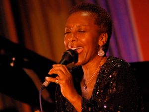 Supporting image for story: Elaine Delmar to play Birmingham this Valentine's Day