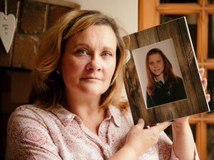 Supporting image for story: Libby Rose: Fight for inquest into teenager's death after bulimia battle goes on