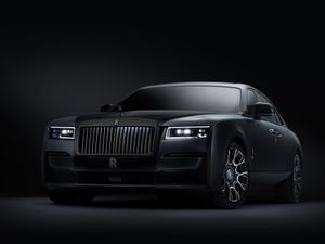 Supporting image for story: Rolls-Royce Ghost Black Badge makes debut