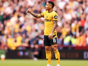 Supporting image for story: Joao Gomes: Wolves cannot be afraid to lose