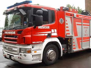 Supporting image for story: Men rescued from stuck cherry picker in Market Drayton