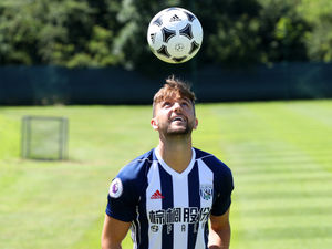 Supporting image for story: Tony Pulis hails Jay Rodriguez's versatility and eye for goal 