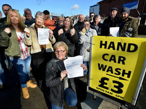 Supporting image for story: Anger over noise and nuisance as car wash defies council ban