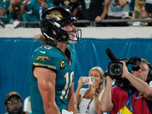 Supporting image for story: Jacksonville Jaguars rally to late comeback win against Kansas City Chiefs