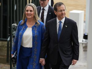 Supporting image for story: Minister defends prospect of Government meeting Israeli president in UK