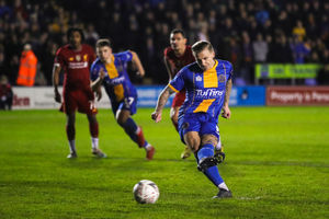 Jason Cummings of Shrewsbury Town scores a goal to make it 1-2 (AMA)