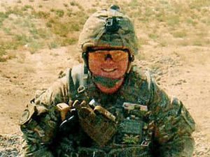 Supporting image for story: Shropshire bomb disposal hero hurt in roadside blast
