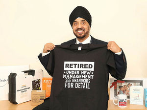 Supporting image for story: Wolverhampton hospital's long-serving scientist hangs up gown after 40 years serving Black Country cancer patients