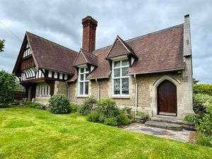 Supporting image for story: Inside the former school house now renovated to become a delightful home that's for sale