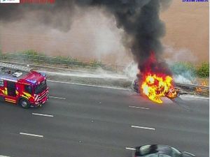 Supporting image for story: Motorists warned about delays on M6 near Stafford due to car fire