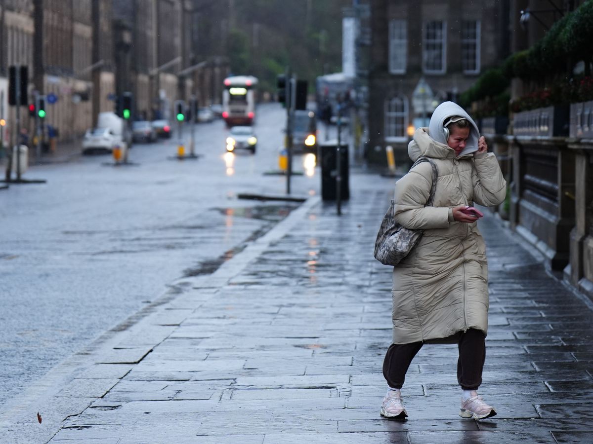 Storm Amy: Fresh amber warning as more travel disruption expected