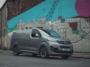Supporting image for story: Van registrations decline for sixth month in a row in June
