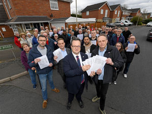 Supporting image for story: Meeting called for worried residents to discuss broadband plans 